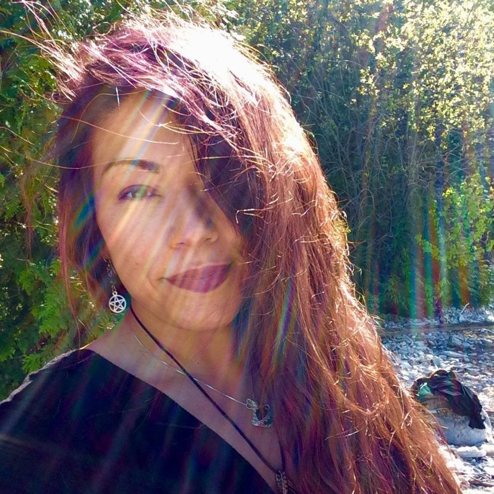 Meet your Posher, Nikole